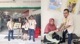 Foto BM Adira Pangkalan Bun Mahmudin dan Karyawan bersama Nasabah, di Kantor Adira Dinamika Multi Finance Tbk Cabang  Pangkalan Bun (Lintas Kalimantan/Ist)