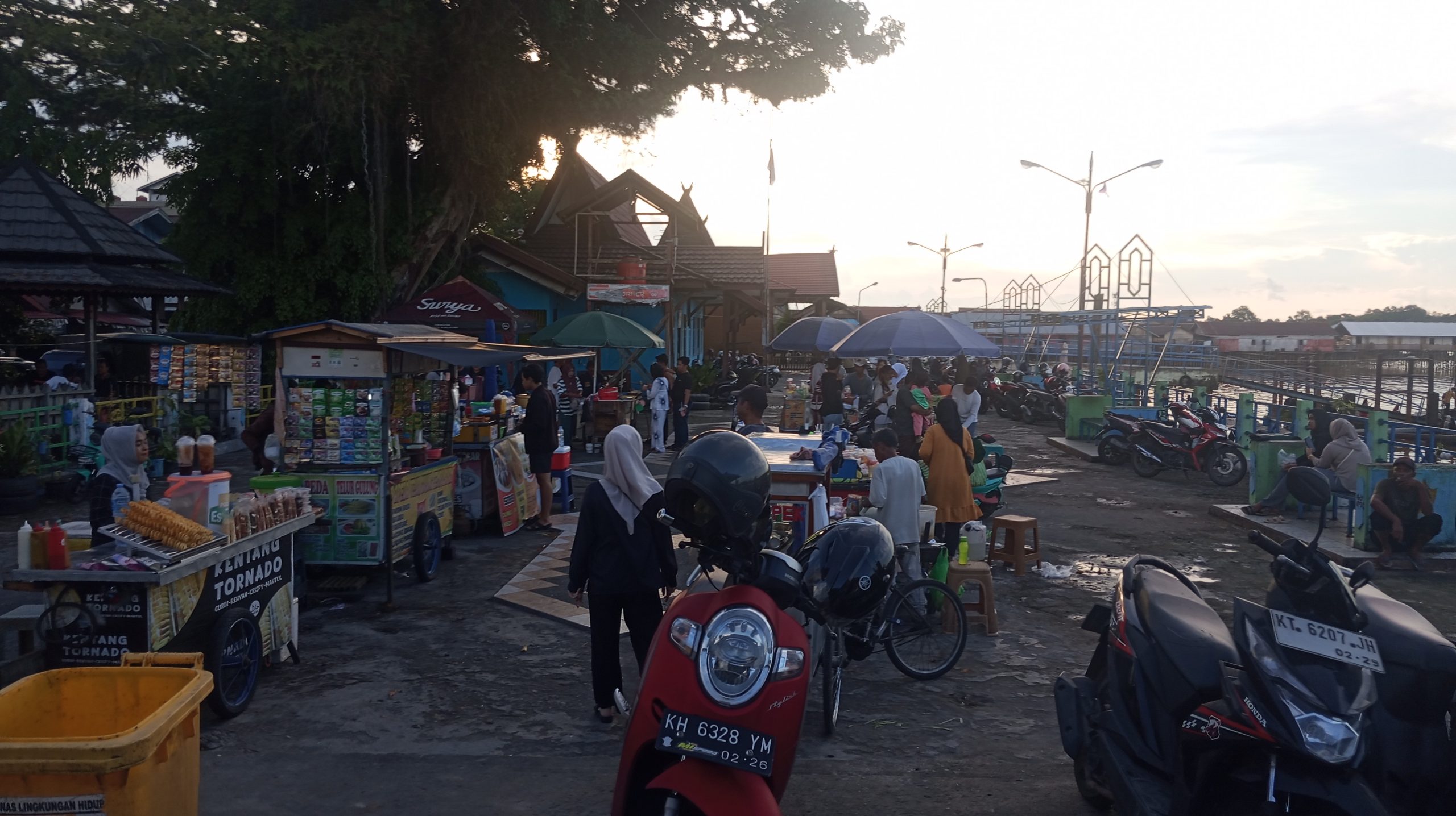 Ruach Rambang Pelabuhan Rambang Jalan Riau Palangkaraya,Jadi Pusat Wisata Kuliner ...