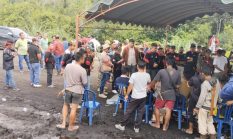 Menunggu Kehadiran Owner, Mahfudin Nyatakan Penghentian Sementara Kegiatan Aktivitas Operasional di Jetty PT BAT (Bima)