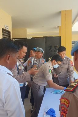 Polresta Palangka Raya Tes Urine Personel, Seluruh Anggota Satresnarkoba Dinyatakan Negatif Narkoba