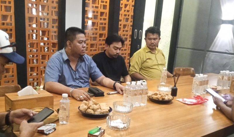 Jefry Era Pranata, SH, M.Kn, saat memberikan keterangan Pers kepada sejumlah awak media (LINTAS KALIMANTAN/Ist)