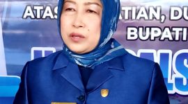 Hj. Mery Rukaini, Ketua DPRD Barito Utara, dari Partai  Demokrat. (fboto:ist/*/red-lintaskalimantan.co) 