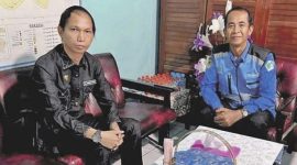 Bersilaturahmi, Patih Herman AB anggota DPRD Kabupaten Barito Utara dengan Direktur PDAM Muara Teweh Rosmanjaya Anor dalam rangka menyampaikan keluhan warga Desa Lemo I dan Lemo II terkait pelayanan Distribusi Air Bersih PDAM yang tidak norml. (fhoto:ist/*/red-lintaskalimantan.co)