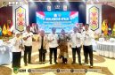 Ketua DPRD Kabupaten Barito Utara, Ir. Hj. Mery Rukaini, M.IP., didampingi Wakil Ketua II DPRD Kabupaten Barito Utara, Hj. Henny Rosgiaty Rusli, S.P., M.M., saat menghadiri kegiatan Kunjungan Kerja Komisi II DPR RI Panitia Kerja (Panja) Pembahasan Rancangan Undang-Undang (RUU) tentang Kabupaten/Kota di Aula Jayang Tingang, Kantor Gubernur Kalimantan Tengah, Rabu 24 Juni 2026. (fhoto:ist/*/dok-sekwan/red-lintaskalimantan). 