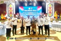 Ketua DPRD Kabupaten Barito Utara, Ir. Hj. Mery Rukaini, M.IP., didampingi Wakil Ketua II DPRD Kabupaten Barito Utara, Hj. Henny Rosgiaty Rusli, S.P., M.M., saat menghadiri kegiatan Kunjungan Kerja Komisi II DPR RI Panitia Kerja (Panja) Pembahasan Rancangan Undang-Undang (RUU) tentang Kabupaten/Kota di Aula Jayang Tingang, Kantor Gubernur Kalimantan Tengah, Rabu 24 Juni 2026. (fhoto:ist/*/dok-sekwan/red-lintaskalimantan). 