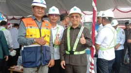 Ketua Fraksi PDI Perjuangan DPRD Barito Utara, H. Taufik Nugraha, saat menghadiri Groundbreaking Ceremony proyek tersebut yang dipimpin langsung oleh Bupati Barito Utara, H. Shalahuddin, di Kelurahan Lanjas, Rabu 1 Juli 2026. (fhoto:ist/*/kai/red-lintaskalimantan) 