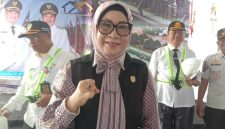 Hj. Nety Herawati, Ketua Komisi I DPRD Barito Utara saat menghadiri Groundbreaking Ceremony, di RT 04, Kelurahan Lanjas, Rabu 1 Juli 2026. (fhoto:ist/*/kai/red-lintaskalimantan).